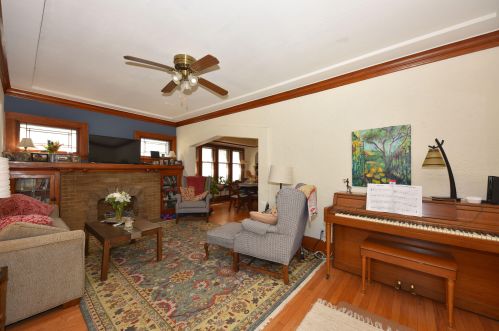 4537 Newhall St, Milwaukee WI  53211-1528 exterior