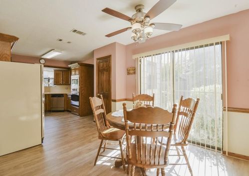 5222 Mnr Gln Dr, Humble TX exterior