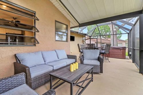 4941 Molokai Dr, Naples FL 34112-3721 exterior