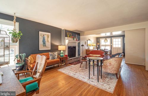 3 War Admiral Ln, Media PA 19063-5238 exterior