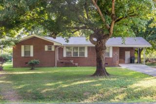 5914 Pinelawn Dr, Chattanooga TN  37421-3505 exterior