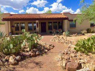 12221 Makohoh Trl, Tucson, AZ 85749-8684