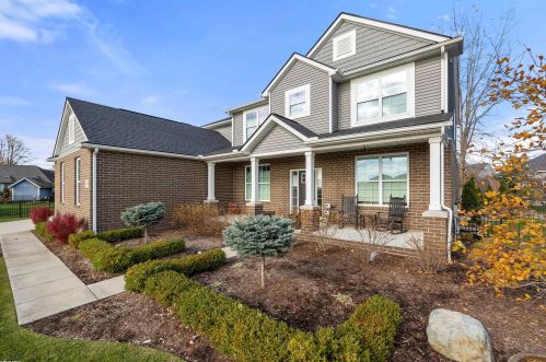 47845 Hidden Meadows Dr, Macomb Township, MI 48044-3093