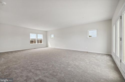 16666 Crabbs Branch Way, Rockville MD 20855-2201 exterior