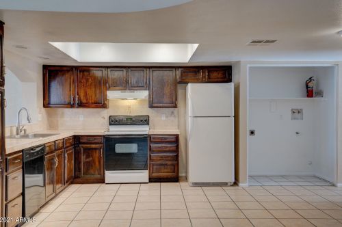 11602 42nd Ave, Phoenix AZ 85029-1912 exterior