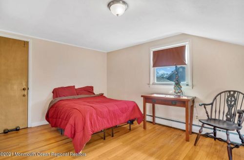 1125 Roe Ave, Point Pleasant Beach NJ 08742-4449 exterior