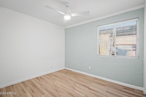 10824 12th St, Phoenix AZ  85020-1131 exterior