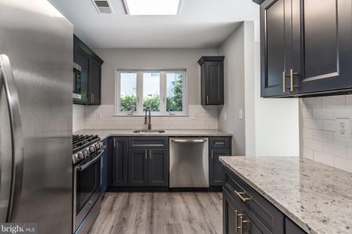 1915 Franklin St, Philadelphia PA 19122-2015 exterior