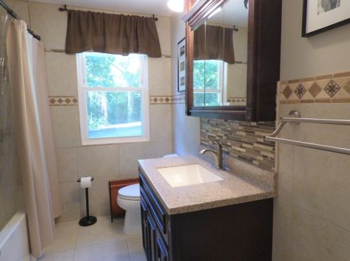 3068 Boston Rd, Wilbraham MA  01095-1829 exterior