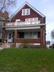 1672 Van Buren St, Milwaukee WI  53202-2018 exterior