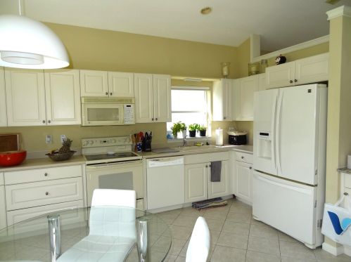 1626 Shelburnie Way, Fort Pierce FL  34952-6054 exterior