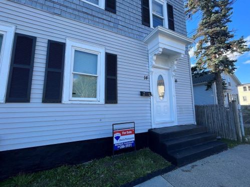 14 Unit St, Providence, RI 02909-4027