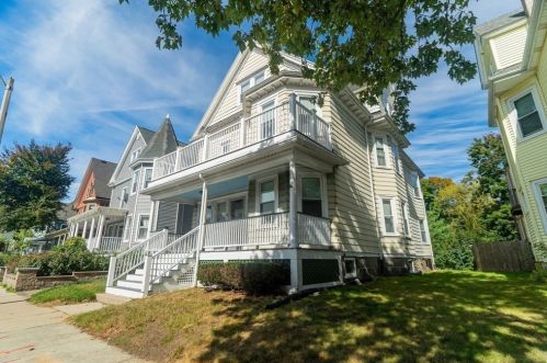 214 Centre St, Boston MA  exterior