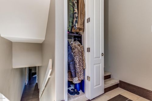 7084 Ivanhoe St, Chandler AZ 85226-0804 exterior