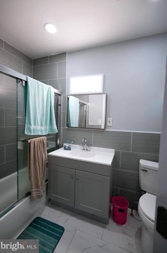 4331 Comly St, Philadelphia PA  19135-3905 exterior