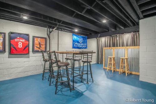 1811 Griggs, Grand Rapids MI 49506-4430 exterior