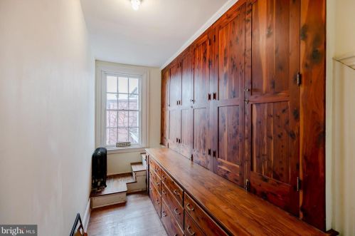 231 Orange St, Lancaster PA  17602-2914 exterior