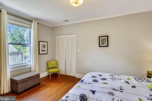 603 Dartmouth Ave, Silver Spring MD 20910-4265 exterior