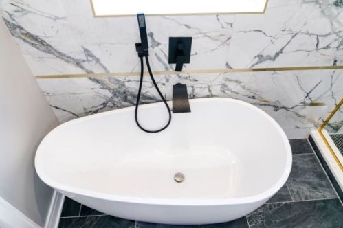 1059 Kedvale Ave, Chicago IL 60629-5108 exterior