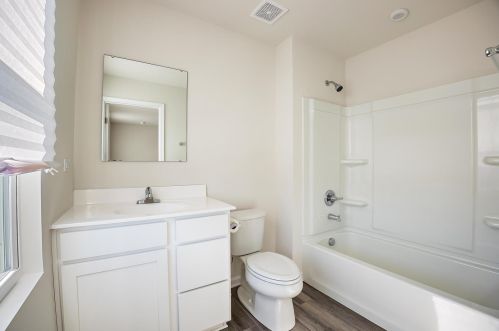 303 Bradford Rd, Joliet IL 60433-3228 exterior