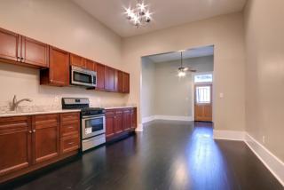 900 Josephine St, New Orleans LA  70130-5008 exterior