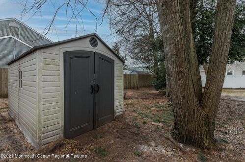 54 Morris Blvd, Berkeley Township NJ 08721-3555 exterior