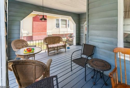 46 Scheerer Ave, Newark NJ  07112-2523 exterior