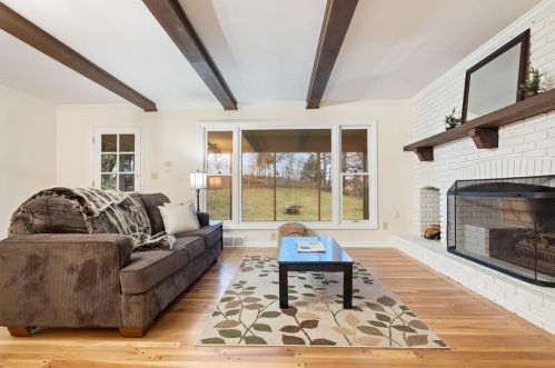 213 Harwick Dr, Pittsburgh PA  15235-5331 exterior