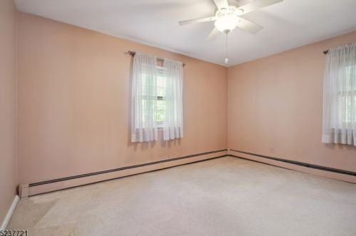 72 Fellswood Dr, Livingston NJ 07039-2238 exterior