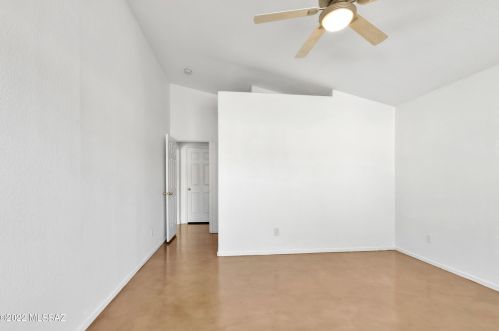 2676 Mystic Mountain Dr, Tucson AZ  85742-4460 exterior