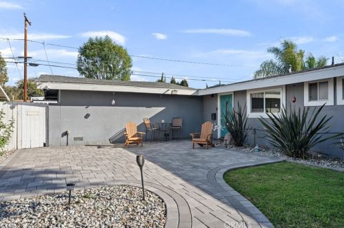 706 Brookhurst Rd, Fullerton, CA 92833-3704