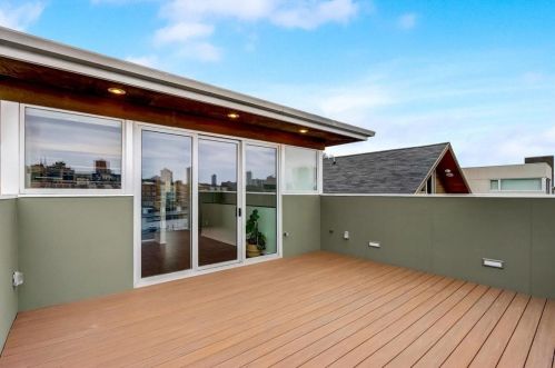 833 Reservoir Ave, Milwaukee WI 53212-3722 exterior