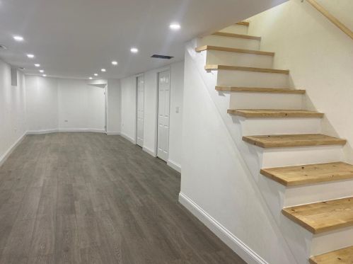 5630 Cullom Ave, Chicago IL 60634-1700 exterior