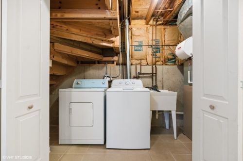 2815 Farrell St, Chicago IL 60608-5669 exterior