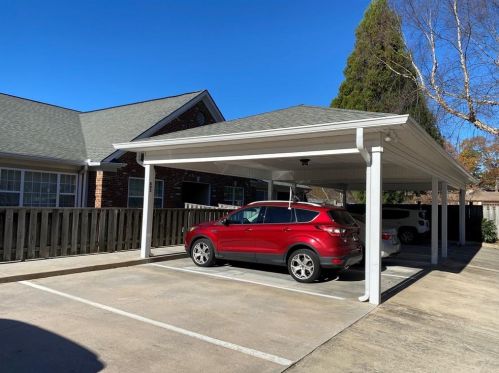 1015 Holly Dr, Gainesville GA 30501-2136 exterior