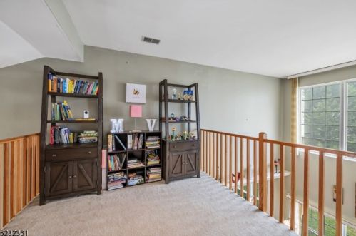 903 Evergreen Ct, Whippany NJ exterior