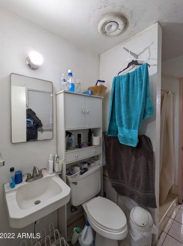 4225 Cavalier Dr, Phoenix AZ 85017-1727 exterior