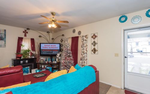 2304 Howden St, Meskegon MI 49444-1611 exterior