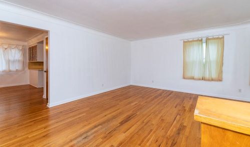 1615 Hamelink Dr, Kalamazoo MI 49002-1657 exterior