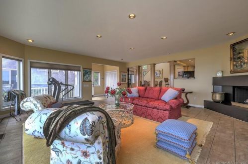 58 Bch Ave, Milford CT 06460-8047 exterior