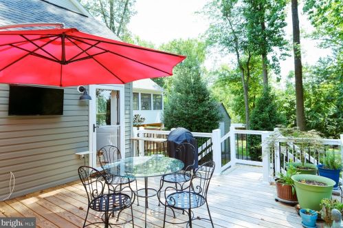 716 Beall Ave, Rockville MD 20850-2107 exterior