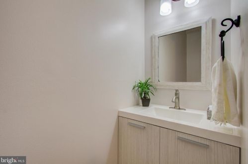 266 New Mark Esplanade, Rockville MD 20850-2735 exterior