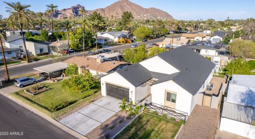 4239 42nd St, Phoenix AZ  85018-4207 exterior