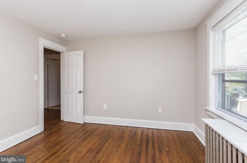 54 Elmwood Ave, Manor PA 19036-2321 exterior