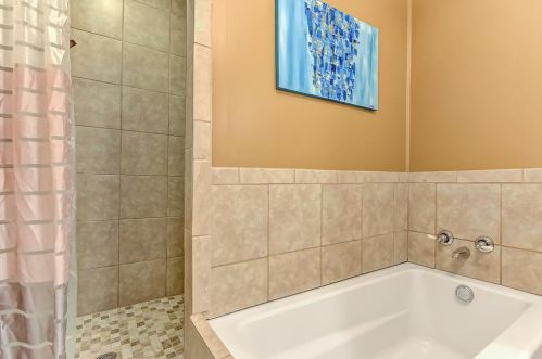 1222 Sears St, Denison TX 75021-2741 exterior