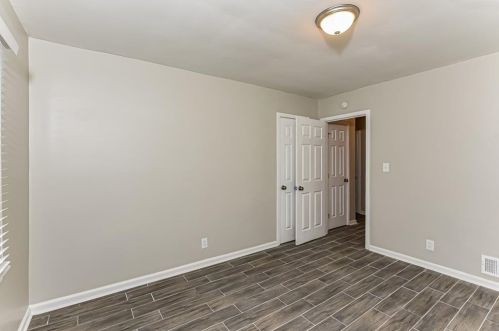 2703 Larkspur Dr, Atlanta GA 30316-4322 exterior