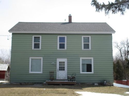 5905 County Road R, Manitowoc, WI 54220-8701