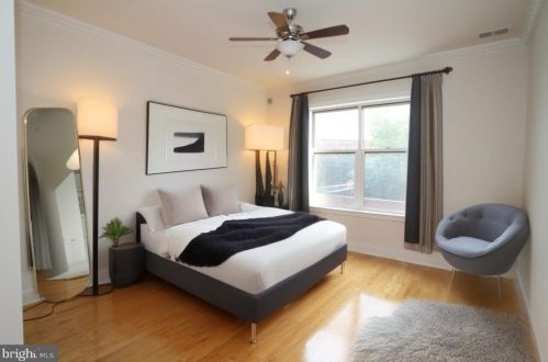 600 24th St, Philadelphia PA  19146-3011 exterior