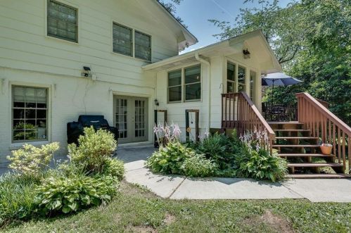 1998 Gainsborough Dr, Atlanta GA 30341-1017 exterior