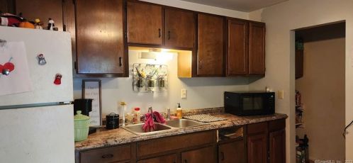 170 Burlingame Rd, Killingly CT 06239-1500 exterior